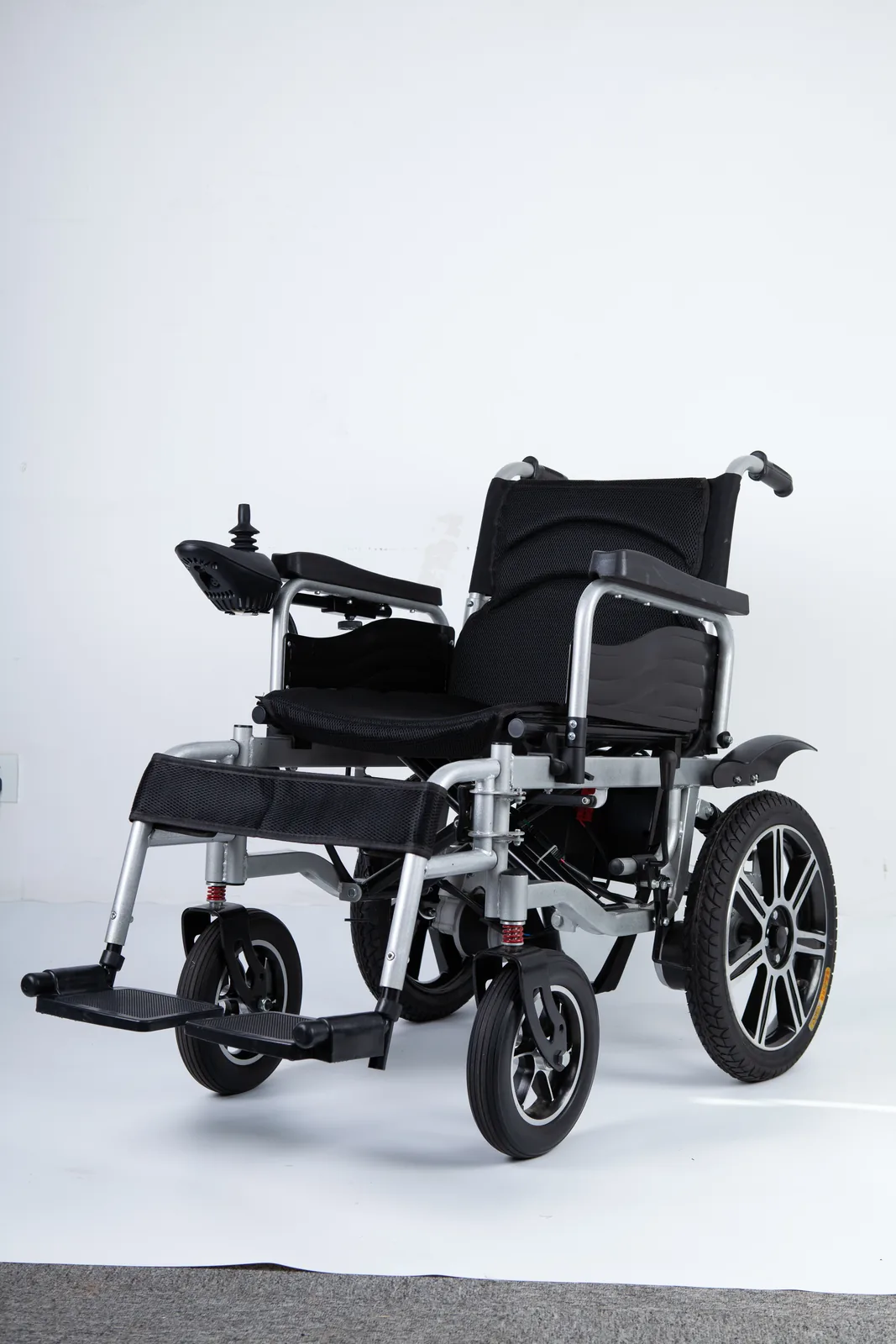 La compagnie aérienne a endommagé votre fauteuil roulant ? Ce qu'il faut consigner et signaler